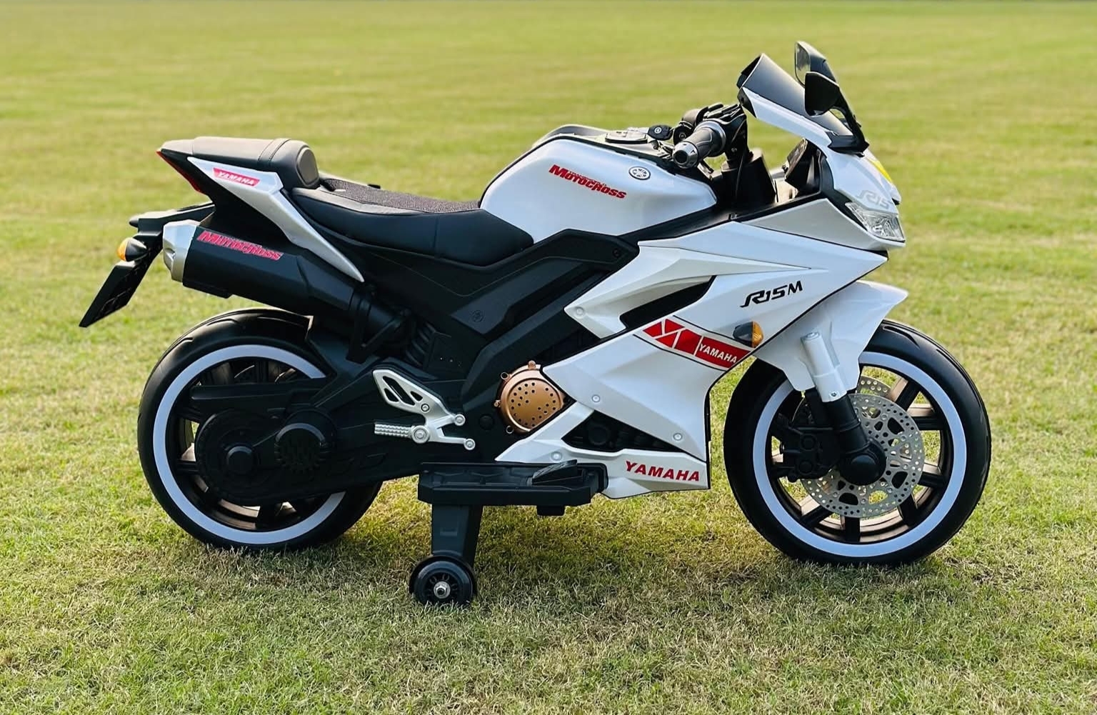 Baby Rechargeable R15 Bike M - White